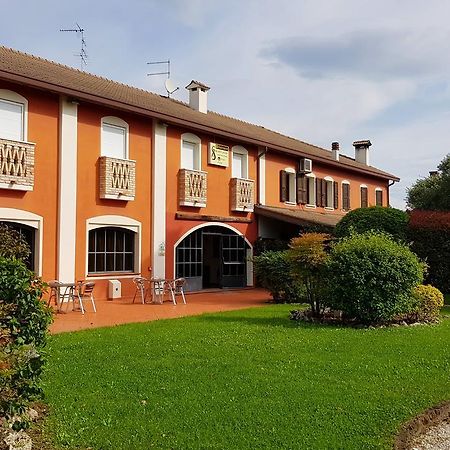 Casa Del Sole Bed & Breakfast Latisana Eksteriør bilde